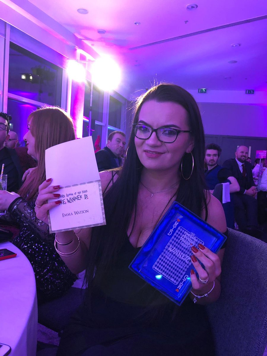 emmawatson0623's tweet image. A brilliant night of recognition for my team at the #MIDawards19 #dreamteam @MIDCommsUK #O2Sale 💙💜