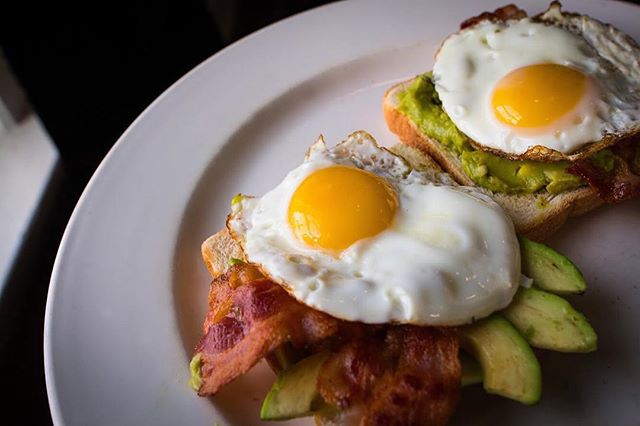 From thebbstation Tag a friend that loves Avocado: 
Know what today is? SUNDAY BRUNCH DAY!!
11:00 to 3:00 come have a mimosa with me! zpr.io/gsj3s