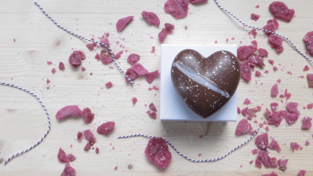 Valentine's Day is on the way #Valentine #ValentinesDay #valentinesgift