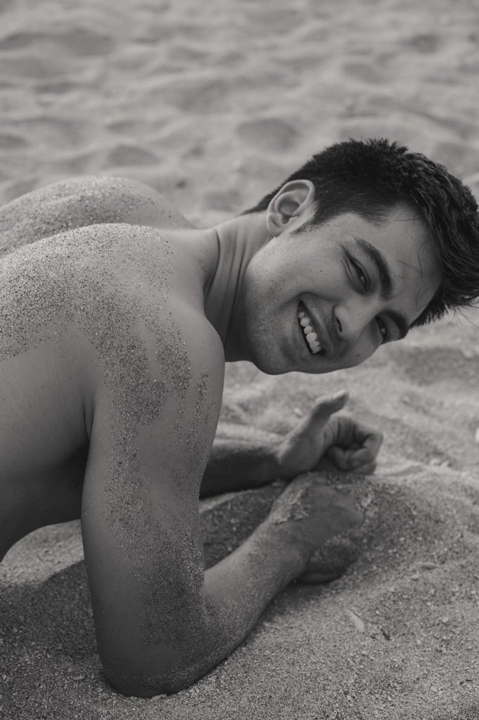 andreisuleik's tweet photo. #AndreiShotThe Derrick Monasterio (@derrrmonasterio) 📸  More photos on the website. https://t.co/hkulQwnTys