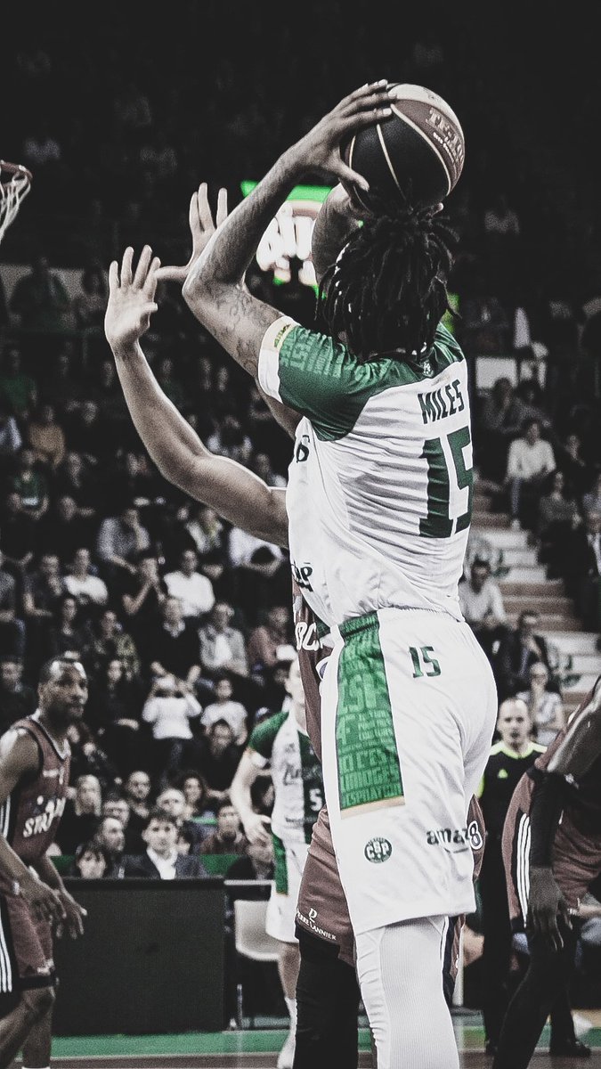 antho_qtd's tweet photo. Fonds d'écran 🏀🔥 #CSPnation @limogescsp

vs @sigstrasbourg. 
📸 @GabrielLaprade https://t.co/KxdnPWGLN9