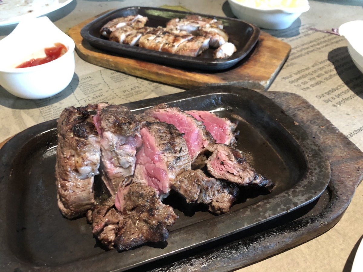 babiep_'s tweet image. Weekend dining 💙 #weeklyselfreward #withhim #comedinewithme