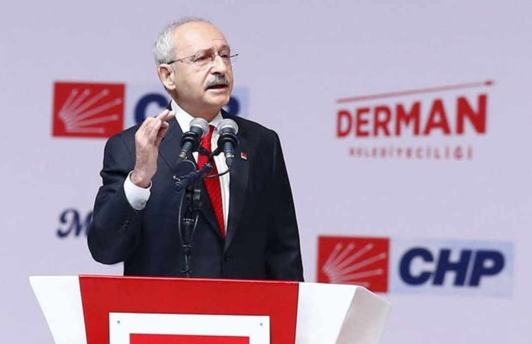 CHP 12 maddelik seçim bildirgesini açıkladı, adaylarını tanıttı

CHP Genel Başkanı Kemal Kılıçdaroğlu, 31 Mart'ta yapılacak yerel seçimlere ilişkin 12 maddelik seçim bildirgesini açıkladı. Ayrıca, belediye başkan adayları tanıtıldı
