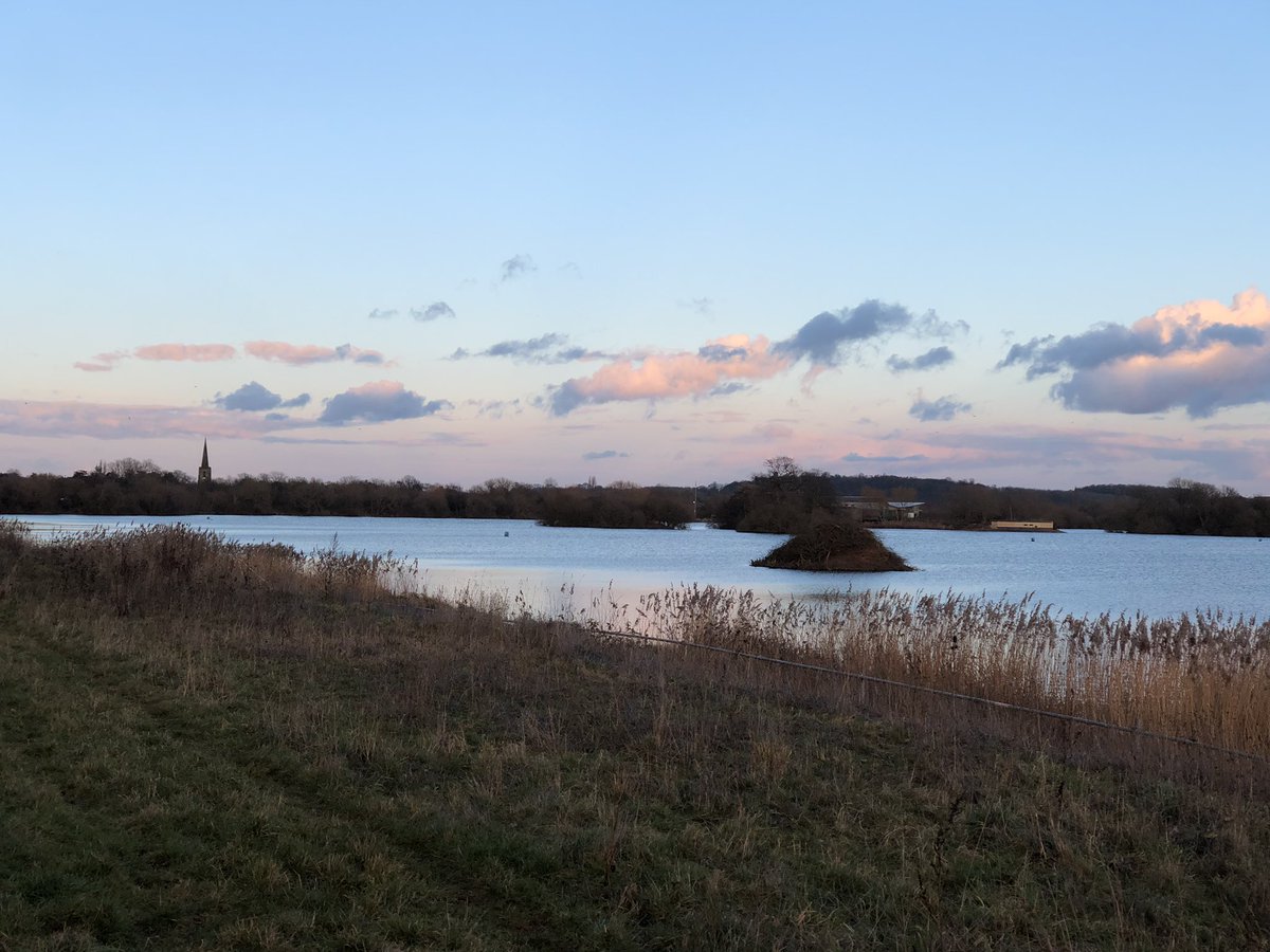 Snatching some fresh air at the end of the day. This week is the first this year that the sun has stayed up beyond 5pm. Next week we gain 4 minutes of daylight every day. #sunwatch