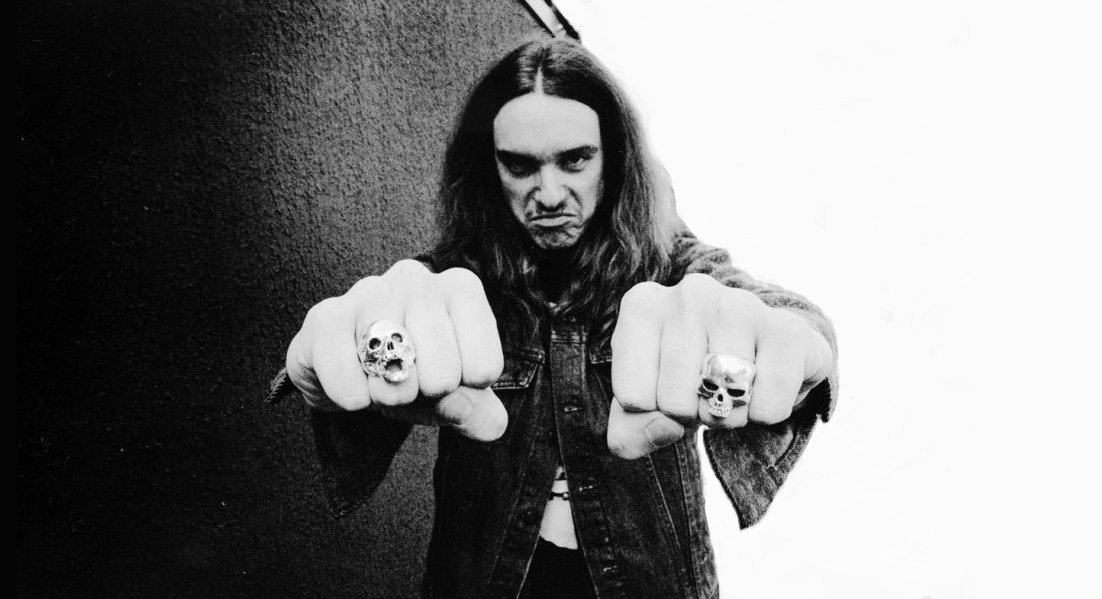 RockPeperina's tweet photo. El 10 de febrero de 1962 nació #CliffBurton de @Metallica. En el link lea acerca del bajista, considerado uno de los mejores de la historia. Además disfrute temas de #Metallica con el bajo de Burton: #ForWhomTheBellTolls, Orion y #AnesthesiaPullingTeeth https://t.co/61wYJmurK7 https://t.co/LSnyxb9EPt