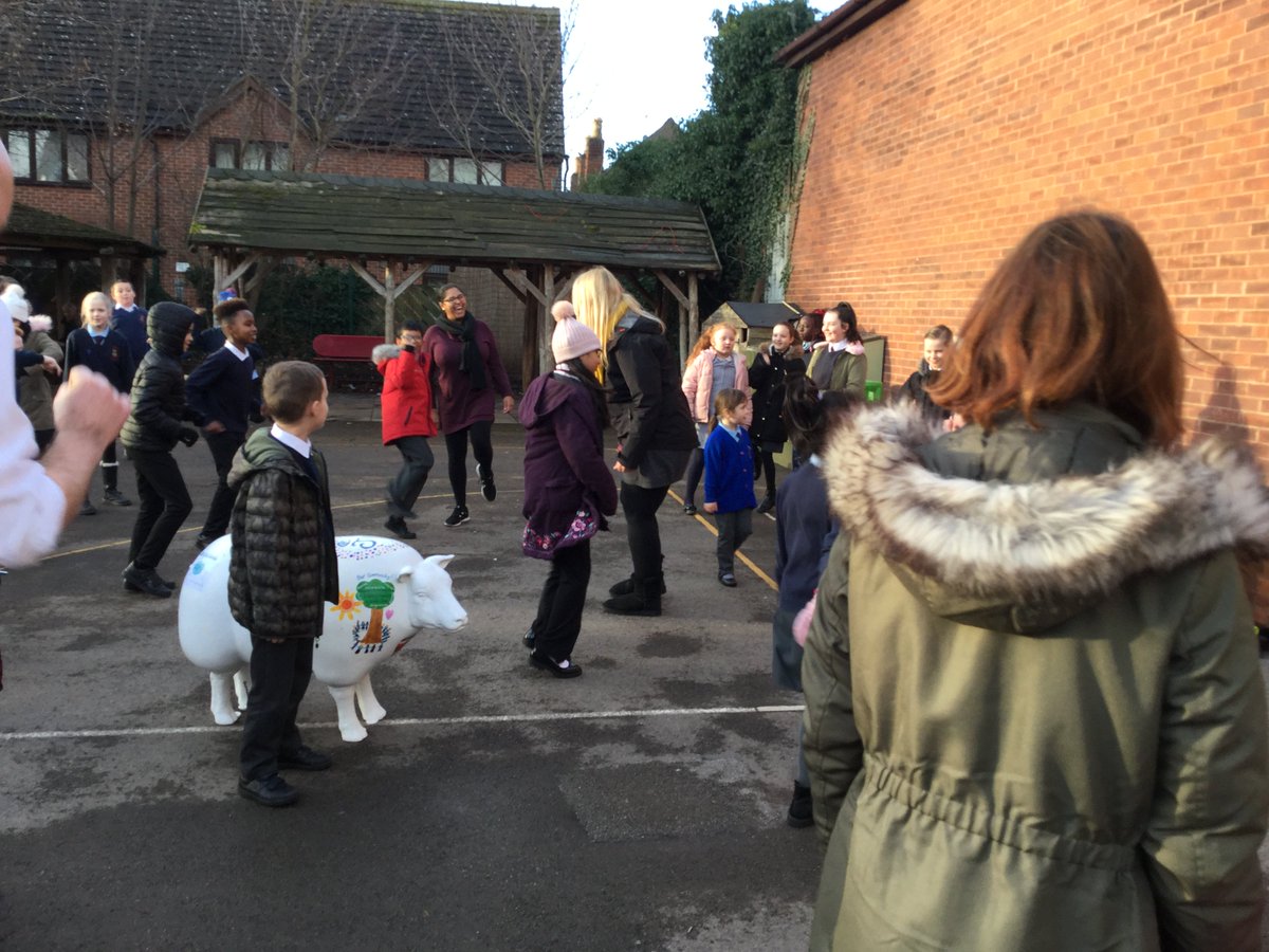 StJamesJuniorS1's tweet photo. Baaa-rton has been active during Wellbeing Week!  #Baarton #GoodShepherdProject #5WaysToWellbeing @glosdiocschools @GlosDioc https://t.co/CY3ccUDb7f