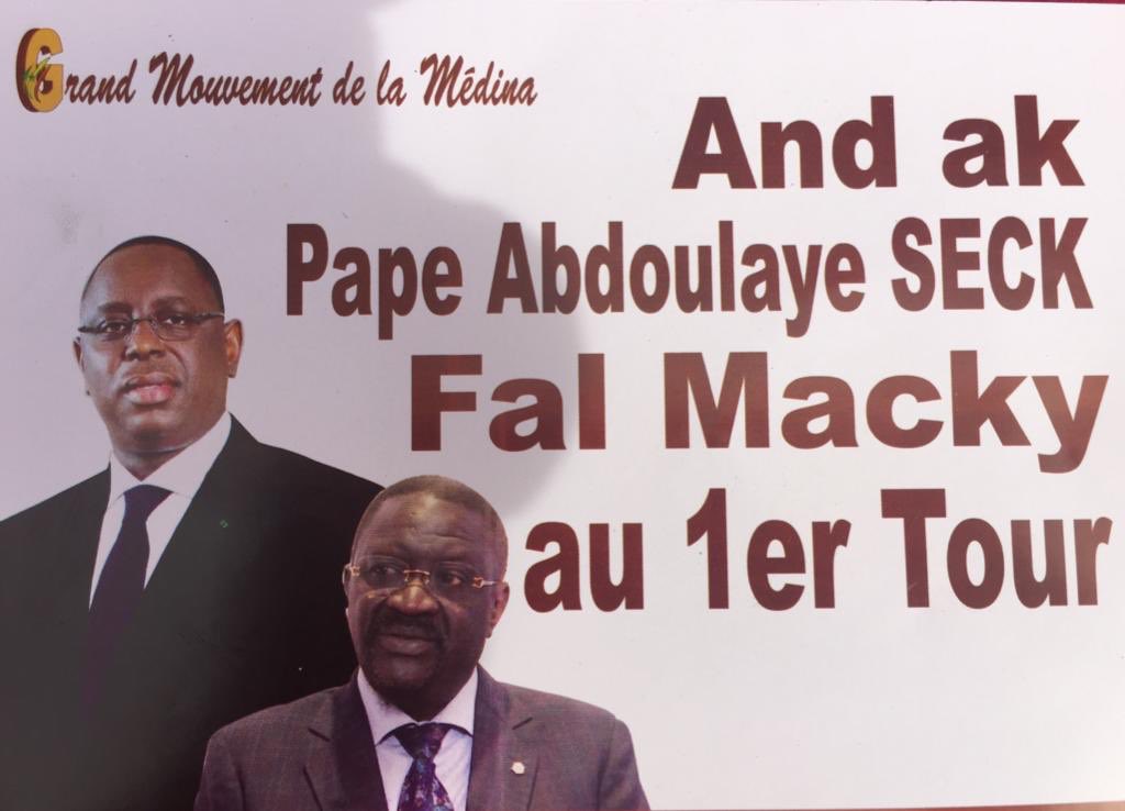 aliaskaw's tweet photo. Derrière le Ministre de l'Agriculture et de l'Equipement rural Dr Papa Abdoulaye SECK, la base électorale de la Médina s’est mobilisée à soutenir et réélire S.E.M Macky Sall au 1er tour. #PRACAS en marche. @Macky_Sall @SenegalPourTous @Falaate_Macky @AprChine @elhadjkasse @kebetu https://t.co/2pTs4g9YoF