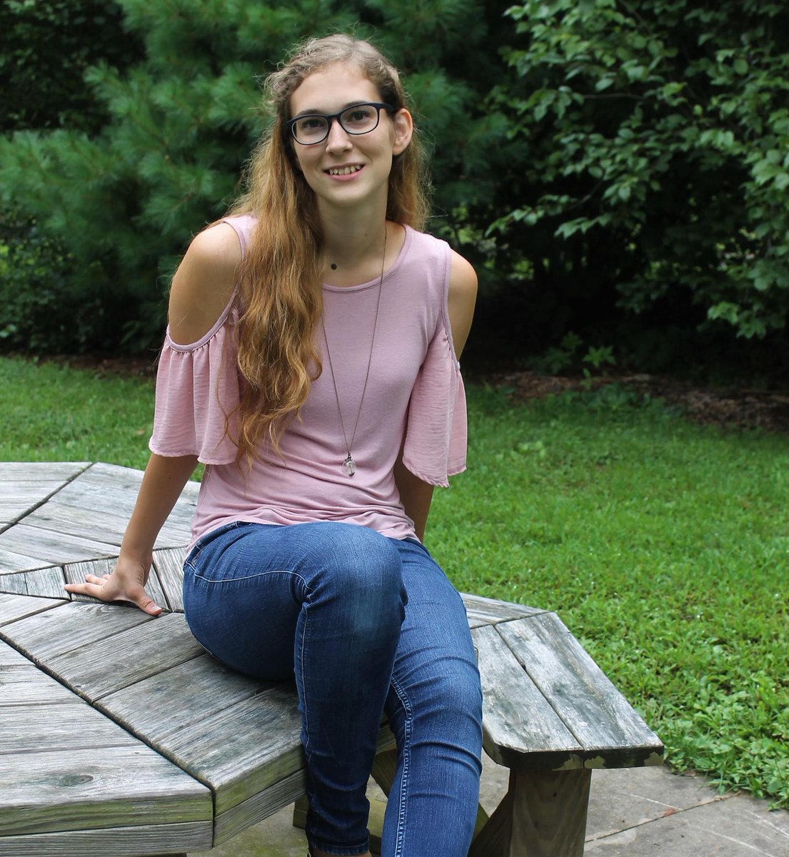 LibertyUCSA's tweet photo. Meet our branding coordinator:

"Hi! I’m Laura Gottfried. I look forward to getting to know you all as I capture the moments of our events! I’ve been a commuter from day one and love the community I have found. I love to travel, enjoy the cold of winter and the warmth of tea." https://t.co/BTJ3olR9gU