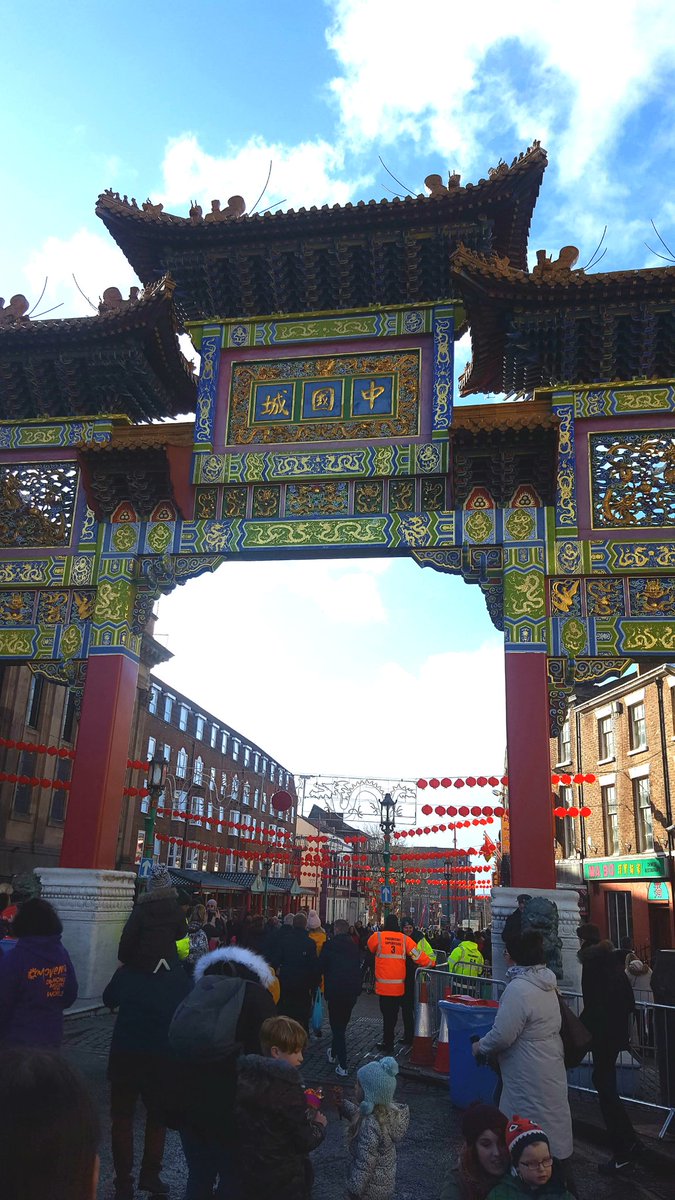 tinaowey's tweet photo. Great day celebrating Chinese New Year and spending time with our amazing son Tristan and fantastic daughter in law Denny xxx #chinese #chinesenewyear #chinesenewyear2019 #dragon #chinesedragon #goodluck #chinesearch #happymemories #lovefamily #lovemychildren #yearofthepig xxx https://t.co/RLQQyNJPkM