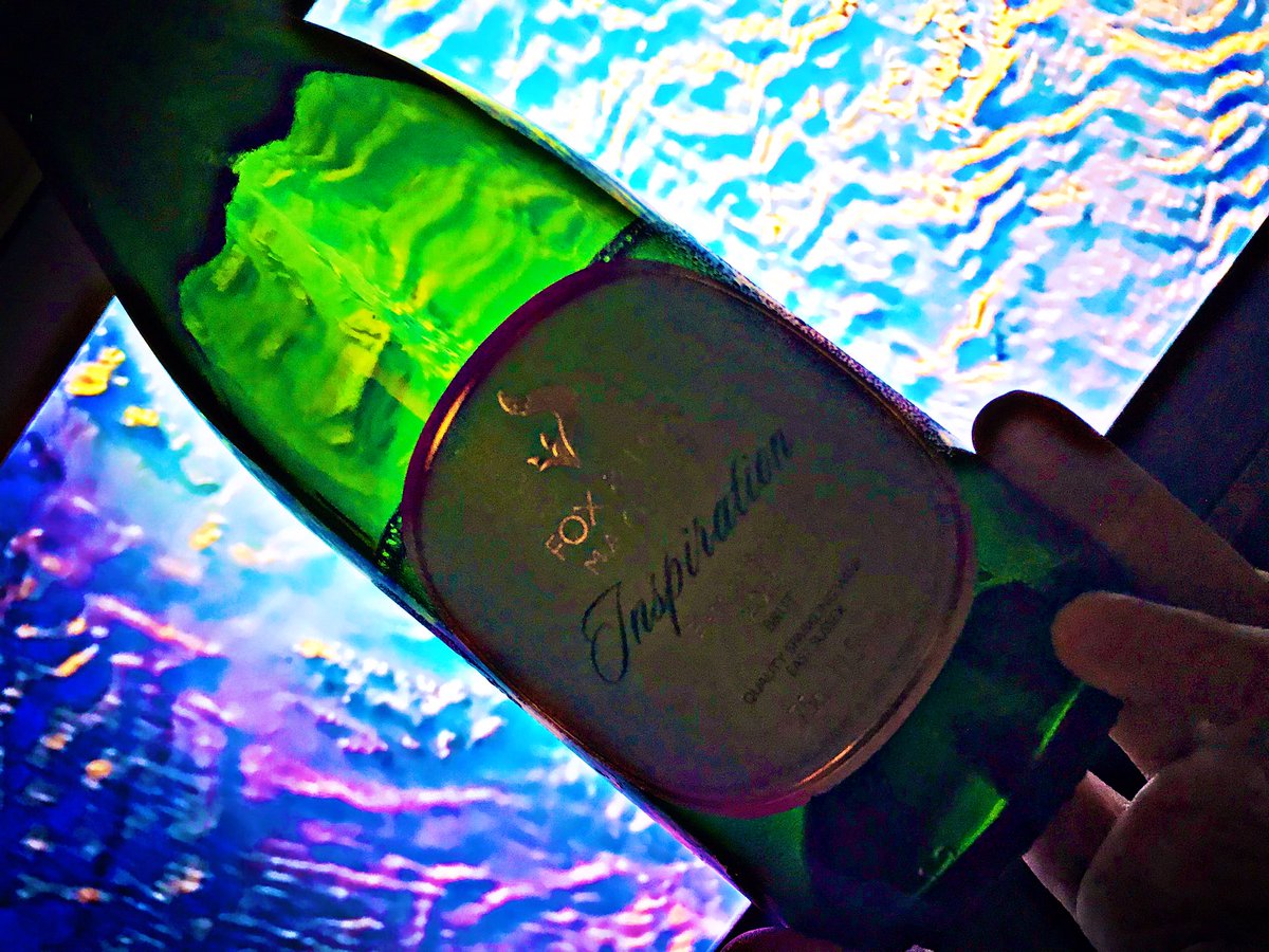What better way to celebrate an important anniversary here at HQ than a bottle of fizz from our good friends down <a href="/sussexvineyards/">Fox & Fox 👑</a> • cheers guys • 🥂 

🦊🍾🦊🍾🦊🍾🦊🍾

#inspiration #artyphoto 

#Sussex #Mayfield #LoveFoxandFox 
#englishfizz #northwestuk <a href="/thefizzfestival/">@thefizzfestival</a>