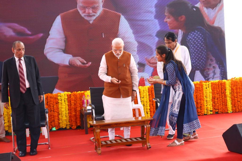 ts_state's tweet photo. @34Prabhu @8singhi @ravips25 @JAIND1718 Foundation stone for  BPCL coastal Installation @ Krishnapatnam port was laid by Hon'ble PM Shri. Narendra Modi https://t.co/LoSiObQmAF