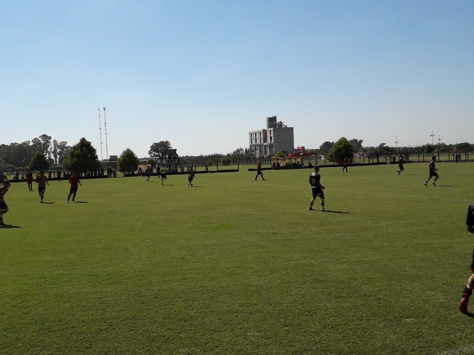 PabloRubiok7's tweet photo. #Reservs
Se queda con 10 Central tambien. https://t.co/9K0su7aaaC
