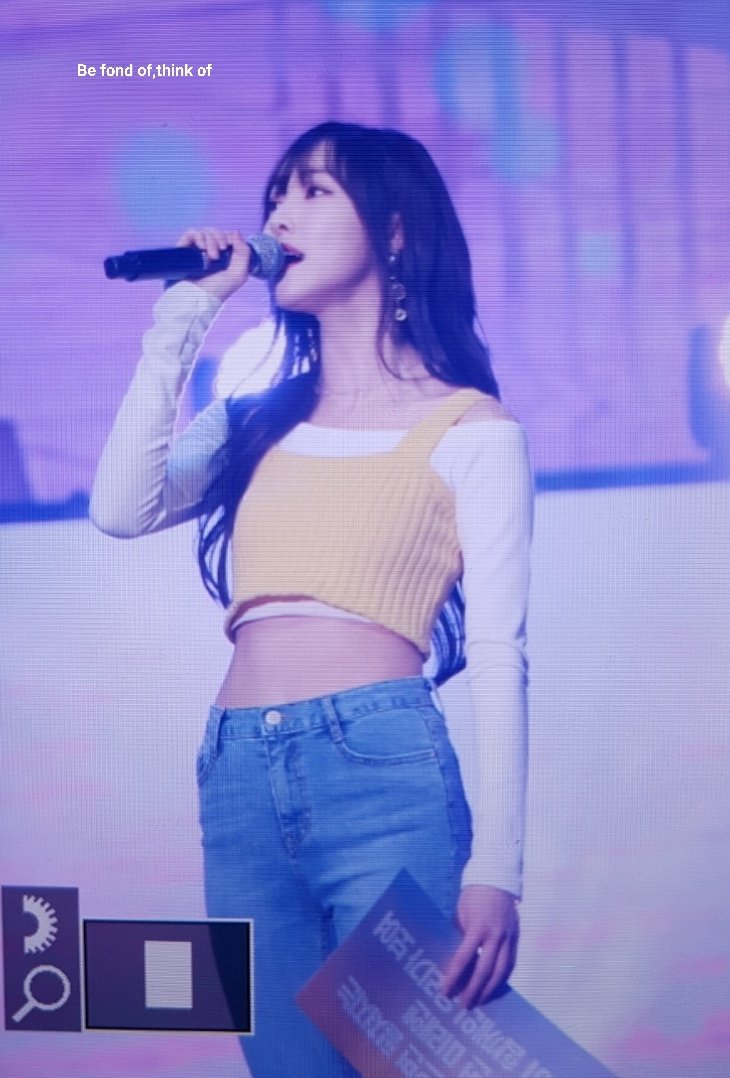 of_yuju's tweet photo. #유주 #최유나 #yuju https://t.co/ycWQwlTWgL