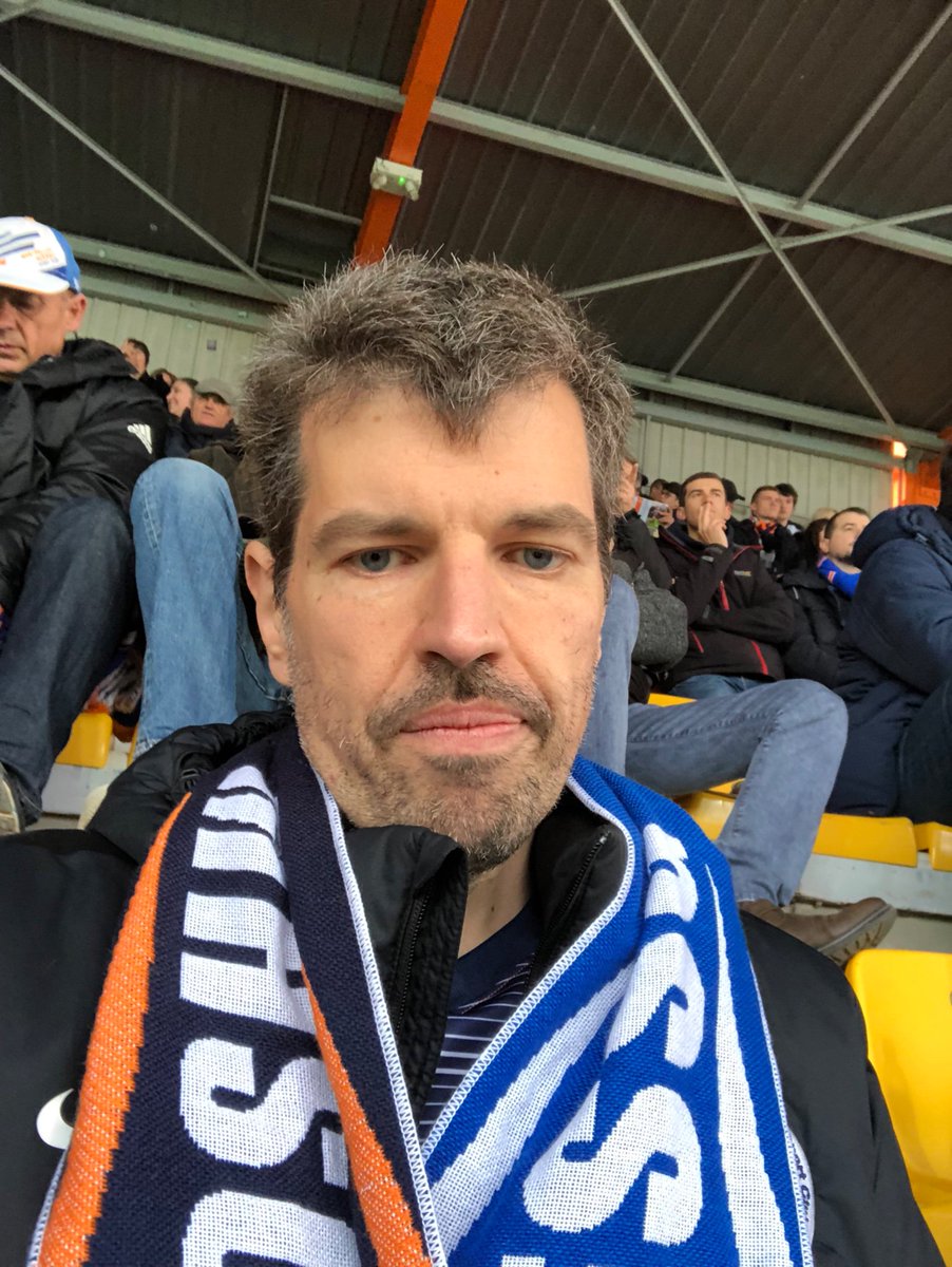 emmanuelmarty's tweet photo. Merci @ririmosquito et @JM! J’avais dit que je la mettrais fierement a la Mosson #ESSGMHSC https://t.co/kNLrSh7se7
