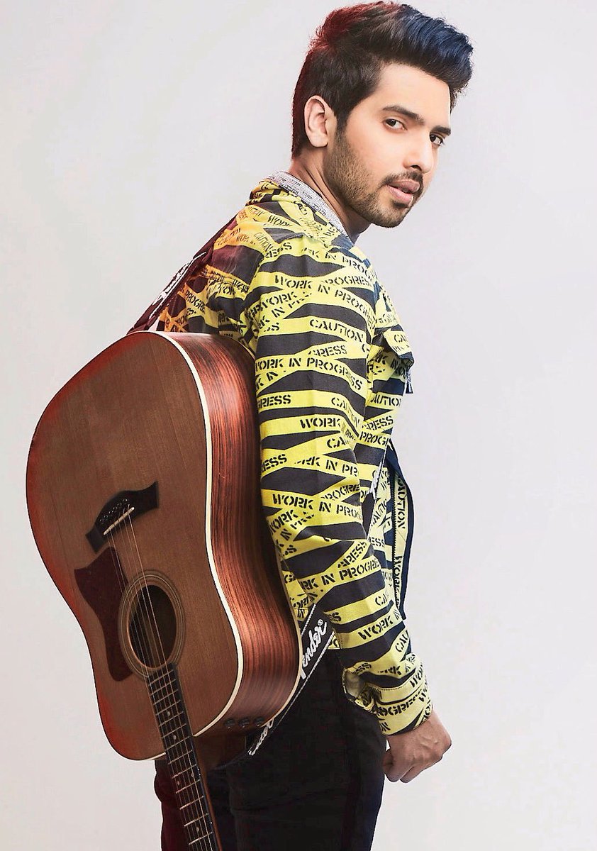 ArmaanMalik22's tweet photo. #TheVoiceOnStarplus at 8 PM. See ya there soon 😁👋🏻❤️ 

@StarPlus @BanijayAsia https://t.co/imCCmqZQgA