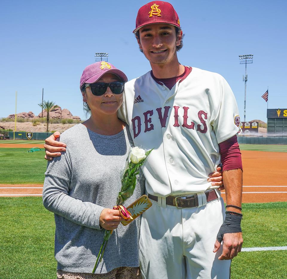 JoeBear72's tweet photo. Only #5MoreDays till @ASU_Baseball #OpeningNight #5 @Alika_Williams #XLSophIF #CaliforniaGuy #RanchoBernardoHS #MakesToughPlaysLookEasy #2017DraftChoice @Yankees #XLCompetitor #GetsOnBase #Teammate #GoodStudent Has #Fun playing the Game. #DoNotSleep on this Young Man. He's #MyGuy https://t.co/aEz7v20HoR