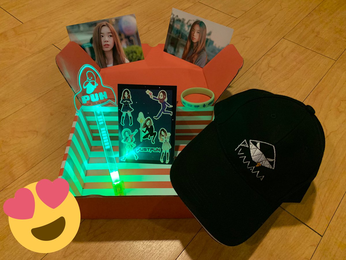 RikkAte's tweet photo. ไปรับ #JUSTBOX มาละล่ะ ถือว่าได้สนับสนุนเจ้าปัญฮะ ของ��่ารักดี :) #JUSTPUN #PunBNK48 https://t.co/s1DISs7Vel