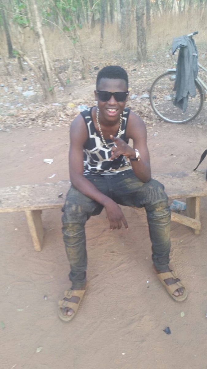 RAHIMBELLO2's tweet image. Far from home still enjoying the weekend