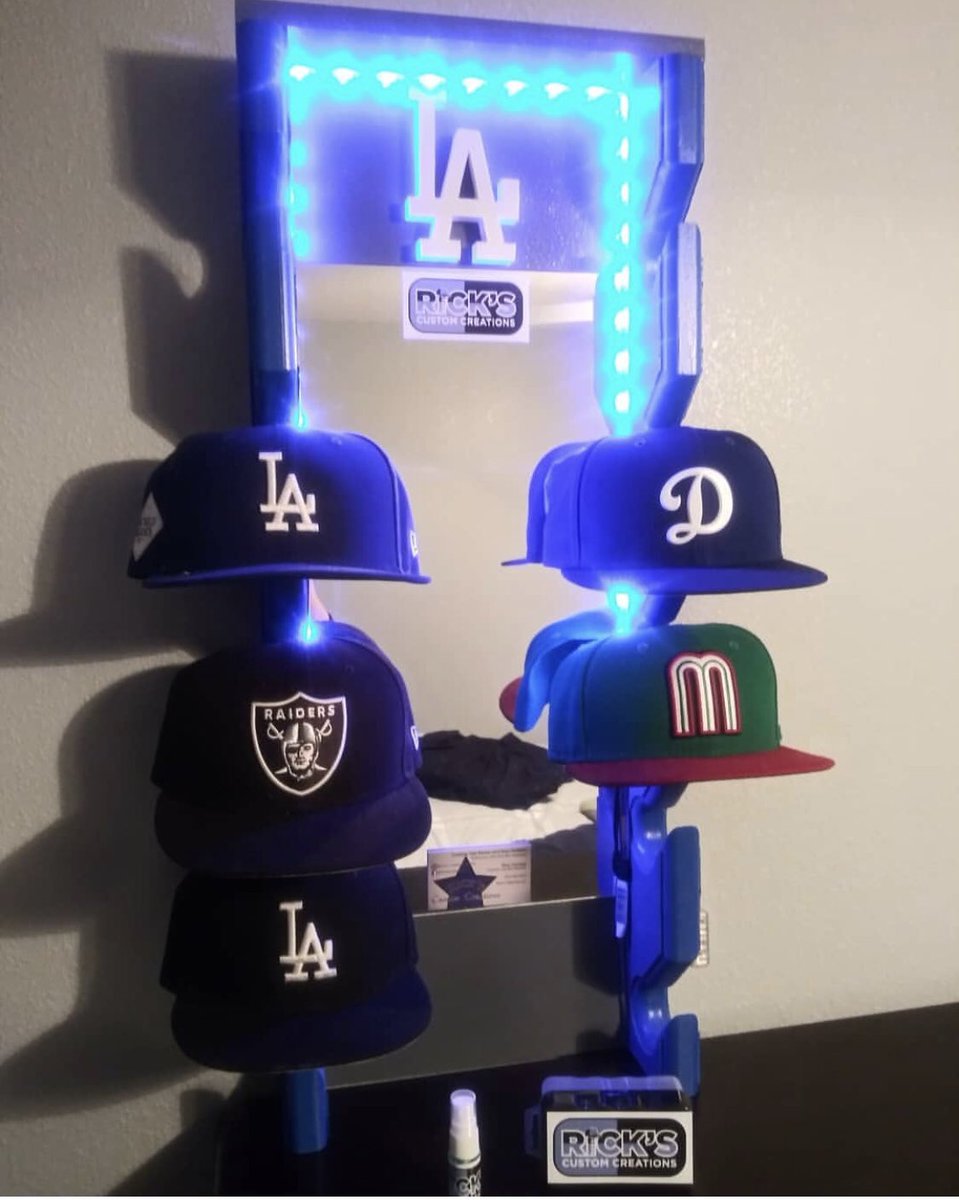 RickCarrizal's tweet photo. #organize #mirror #mancave #Sports #giftsfordad #giftsforhusband #wood #madeintheusa #greatgifts #unique #uniquegift #clean #giftideas #amazing #customgift #gradgifts https://t.co/5vAp7MFg4f