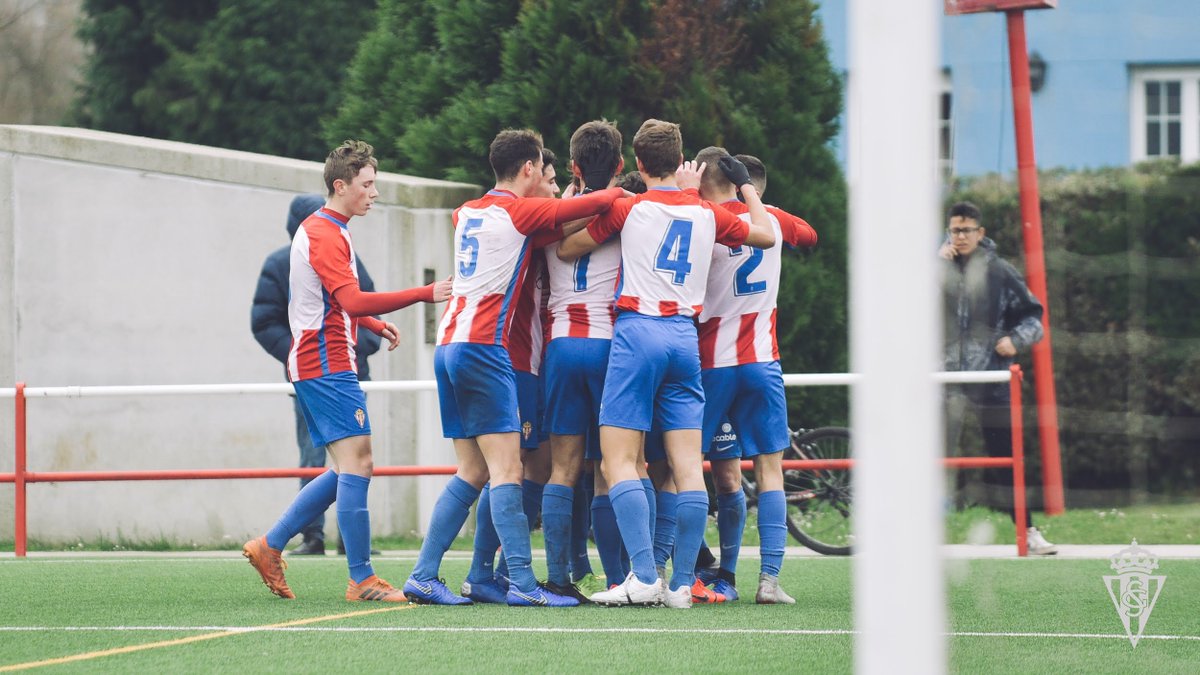 RealSporting's tweet photo. 📸 Juvenil B 3-2 Real Avilés 

⚽️ Santi, Nacho y Fernando

¡Partidazo guajes! 💪

🔴⚪️ #MareoEsFútbol 🔴⚪️ https://t.co/gbFM552RUK