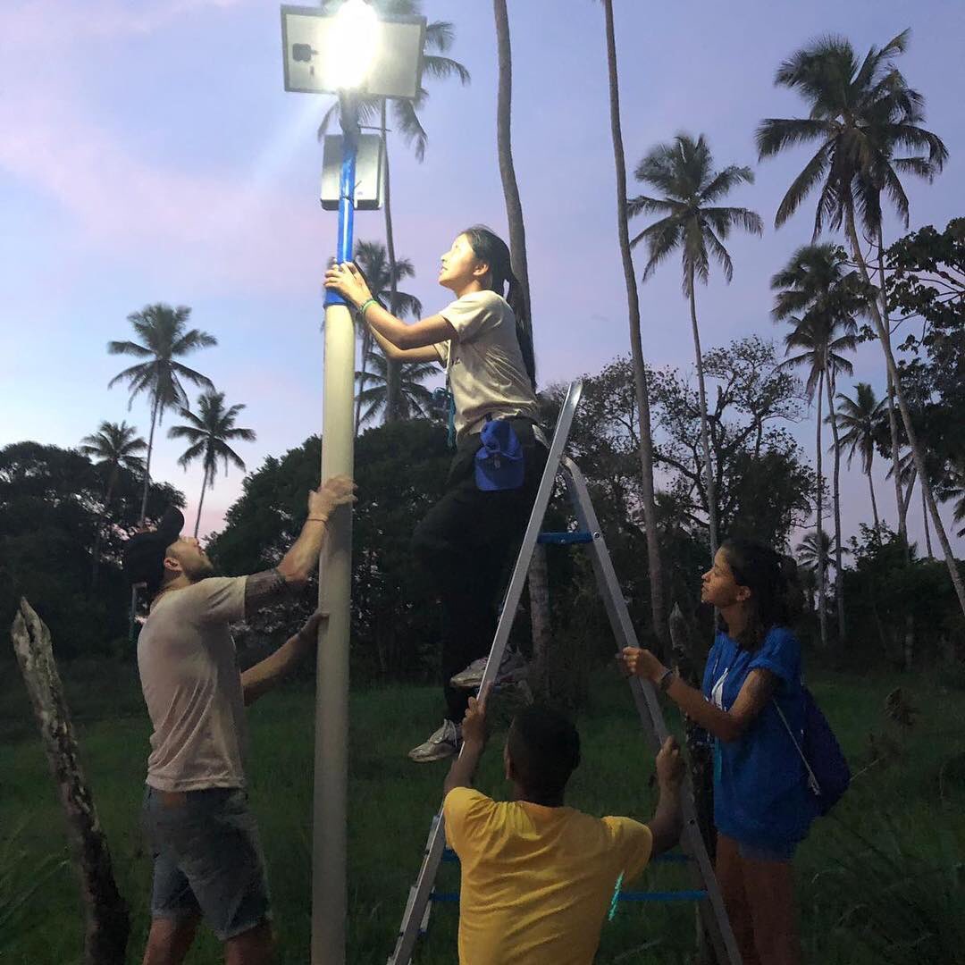 iCom_BS's tweet photo. Dernier jour au Brésil 🇧🇷 pour les membres de la mission @LightforceP  ! 💡
Toute l'équipe @iCom_BS attend le retour de Théophile et Vincent pour en savoir plus sur la magnifique aventure qu'ils viennent de vivre ! 
#SolarPower #SolarPowerToThePeople https://t.co/dvLMaERHw0