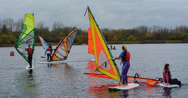 StudentWindsurf's tweet image. BEGINNER LESSONS!

This could be YOU this time next week, getting top-quality tuition from our team of RYA-qualified  instructors, all you have to do is get a ticket from our website before midnight tomorrow! .
📷  @lauratitheridge
.

#studentwindsurf… bit.ly/2I265v6