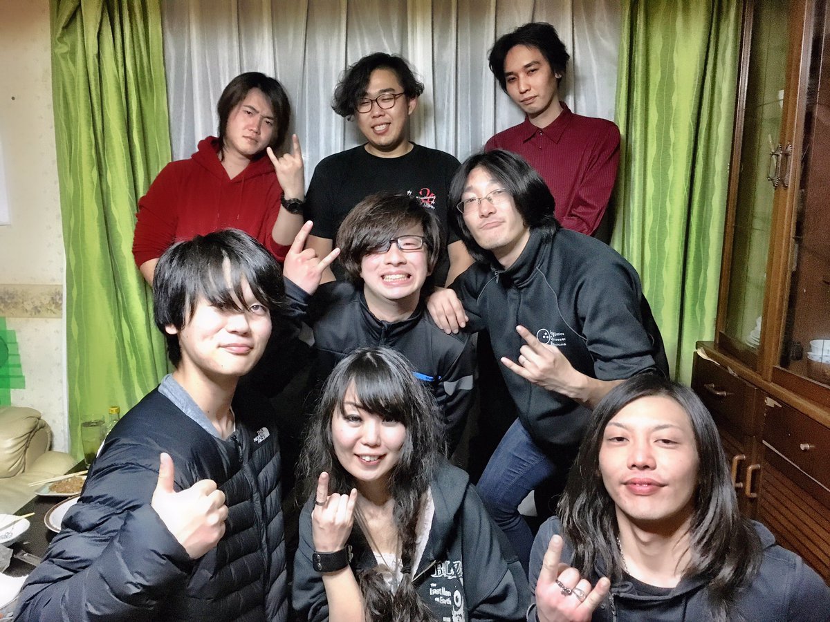 ambi515's tweet photo. 12.9以来の再会♡ ダイゴ君家にてPUNI RECORDS集合ー!未来のこといっぱい、いろいろ聞けて勉強なった✨ これからが楽しみだぁ☺️
#INY9UALITY #StripPoker #Backwoods #Forthelife https://t.co/Gt19yGytvw