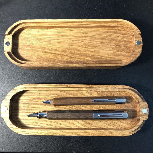 tkachev's tweet image. Обожаю вещи из дуба. Те, которыми можно пользоваться каждый день. Тактильные ощущения, запах, энергия. bit.ly/2Sn8QvO