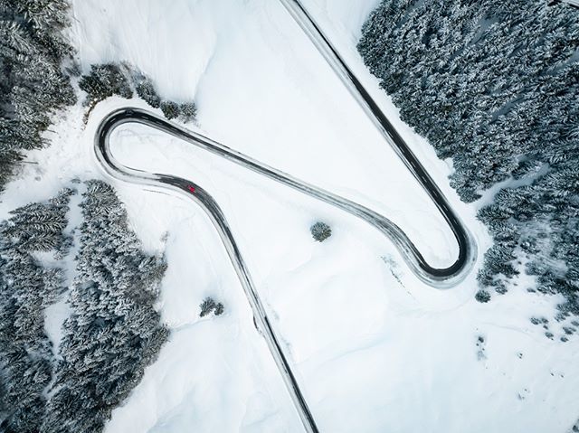 #appenzellerland: unsere unglaubliche Heimat, von oben. Danke @m2b.visuals!! 😍
.
#swisslife #myswitzerland #swisslake #thebeautifulswitzerland #swiss🇨🇭 #swissness #swissmountains #hiking #mountains #swissphotographer #swissmade #🇨🇭#swissbeer #mybeaut… bit.ly/2GB00ne