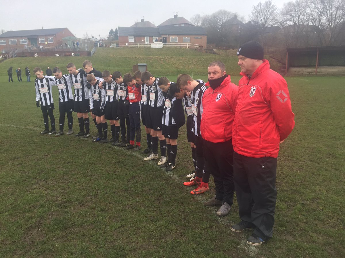 Minutes silence before game today, boys showing respect for Emiliano Sala and not forgetting pilot David Ibbotson RIP - football family no matter what level 🙏🏻