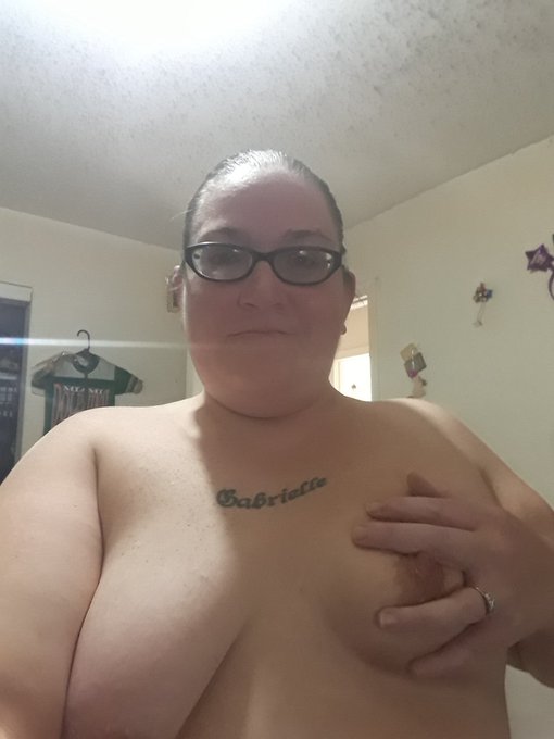 Well, I WAS almost to 150 followers lol, now to get back up there! Good morning world! #bbw #bbwboobs<a href="/tag/bbw"class="tags"><span>#bbw</span></a><a href="/tag/bbwboobs"class="tags"><span>#bbwboobs</span></a><a href="/tag/chunkybutfunky"class="tags"><span>#chunkybutfunky</span></a>
