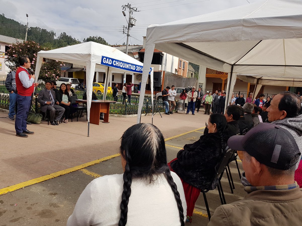 AzuayCJ's tweet photo. El Pdte. de la Corte de Justicia de #Azuay, #PabloValverde, señala que a Chiquintad le interesa el diálogo y solucionar los pequeños problemas que pueden existir entre vecinos. “La fortaleza de la #JusticiaDePaz es restaurar las relaciones familiares y vecinales” https://t.co/qQAdkGg7hN