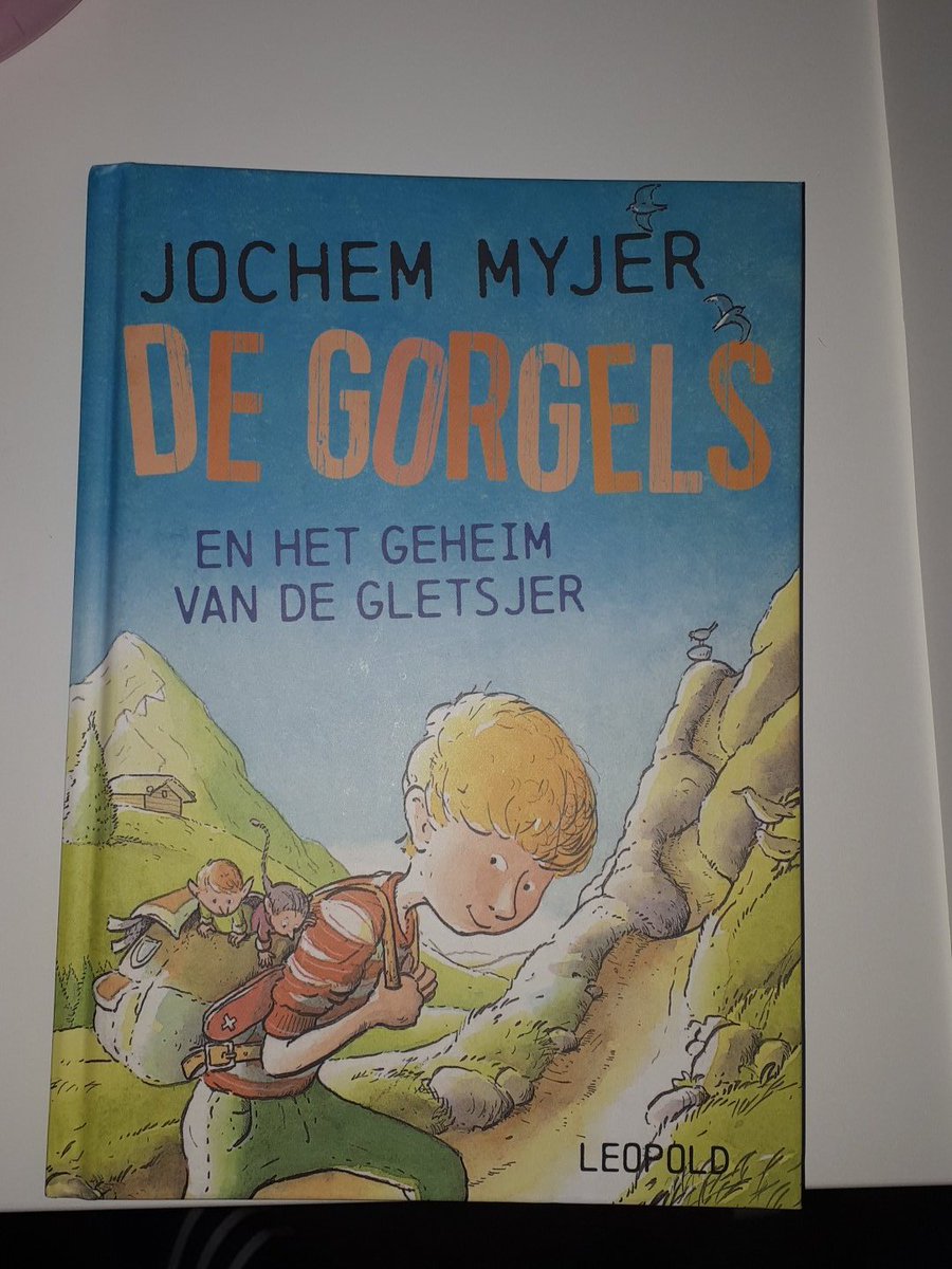 HengeveldLydia's tweet photo. Een week lang elke dag een favoriet boek. Dag 4/7. Vandaag deel ik het nieuwe boek van @jochemmyjer Iedere avond voor het slapengaan een stukje voorlezen.  #bookchallenge https://t.co/1VHpgknzN3