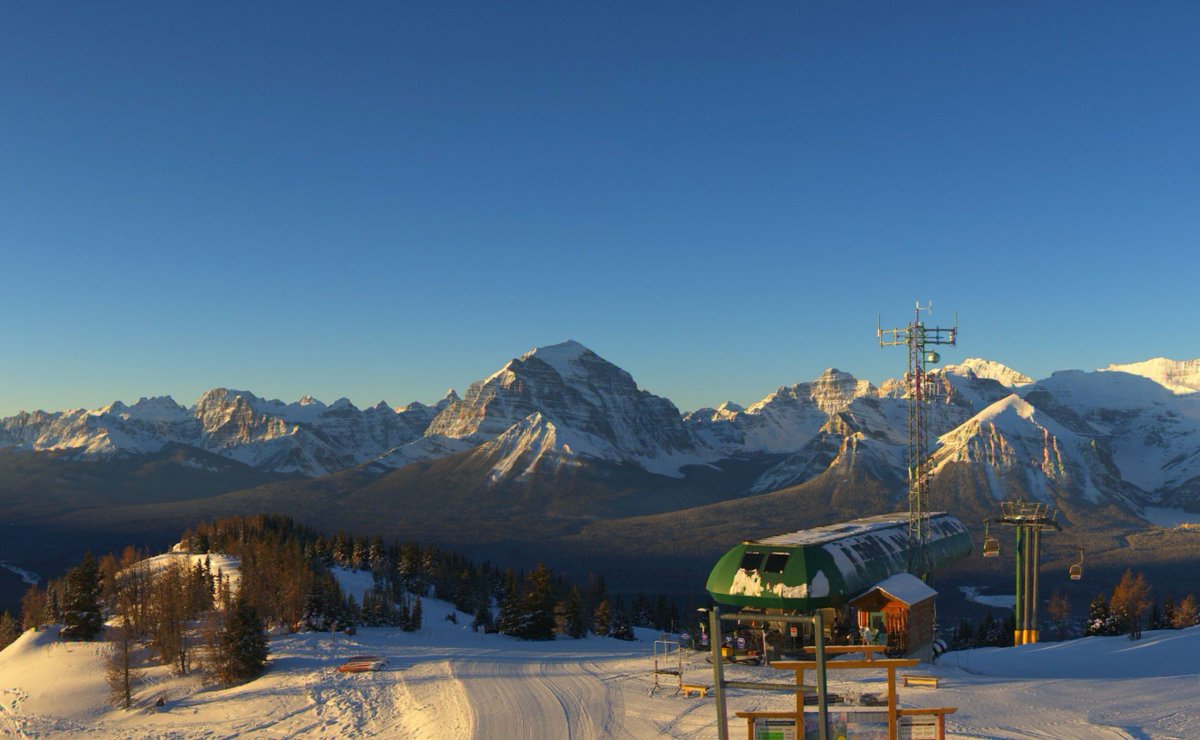 We are open today! All lifts will open at 9am today
We are also experiencing an inversion, temperatures are 15° warmer at the top of the mountain