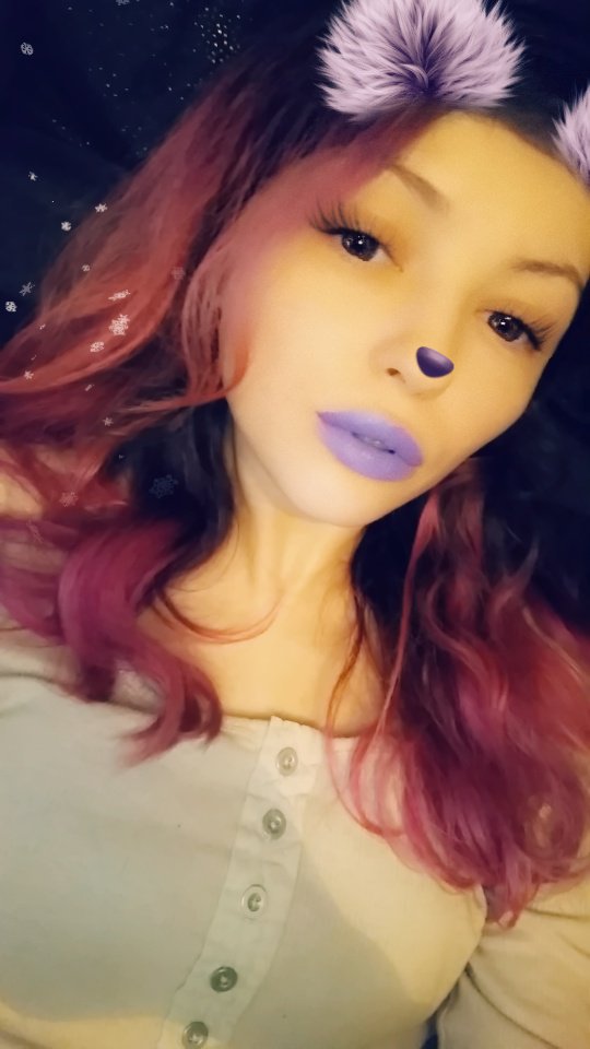 FoxilyAvon's tweet photo. Did this lip look with Avon's mark. epic lipstick in shade enchanted and powder :) and the other pic is enchanted on its own #lips #makeup #lipstick #ombre #ombrelips #pout 

Shop now at https://t.co/vPEbavzsik https://t.co/xwA7MG63q4