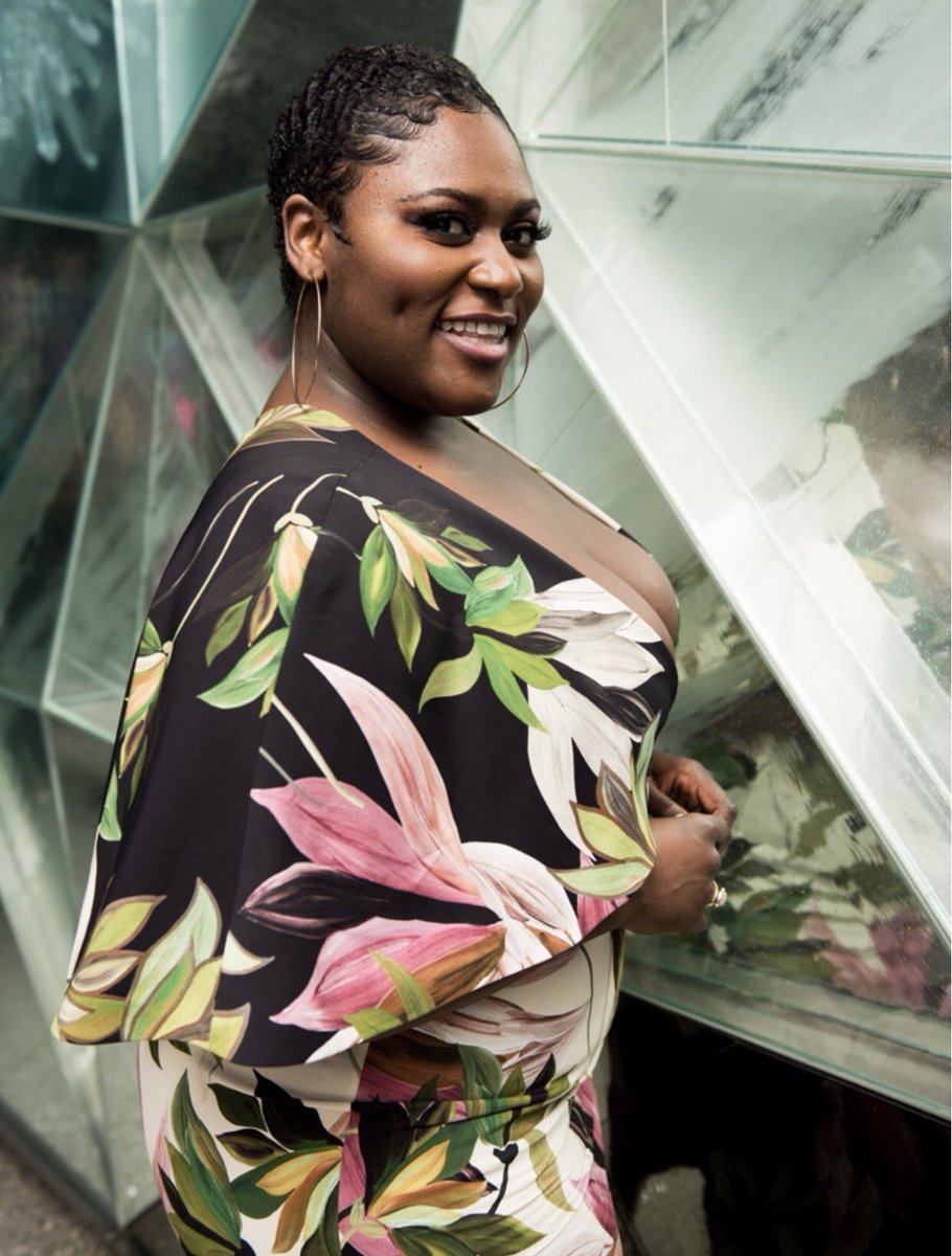 DANIELLE BROOKS - Página 4 DzDpPehWoAI7ywd