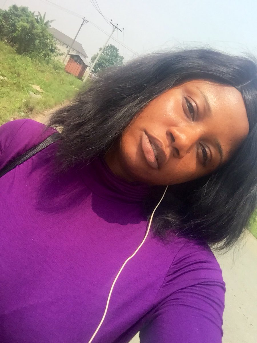 NalaTribeFoods's tweet photo. I am live on air on the Nationโs No1 Hit Music Station @CoolFMPH What song do you want to listen to ??? https://t.co/ZJNHIzJq30