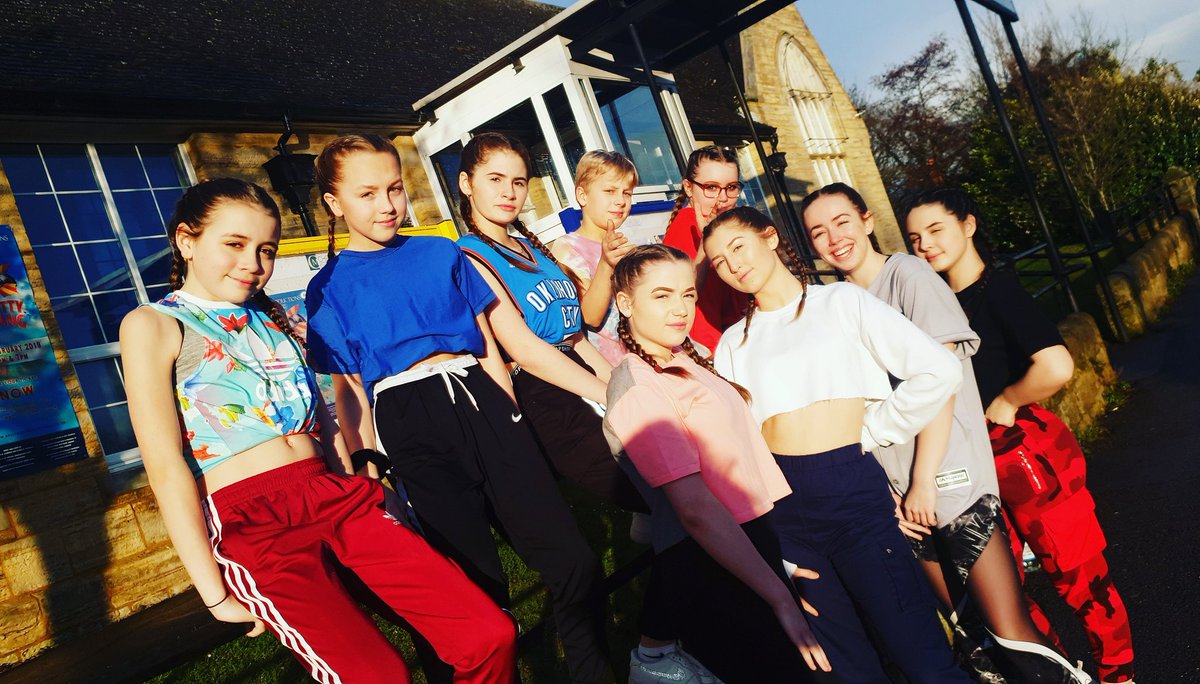 And now these guys from our gang are ready and waiting to perform with <a href="/AmberTmusic/">Amber T ♡</a> on her debut... We can't wait!!! #Performance #EastGrinsteadsFinest