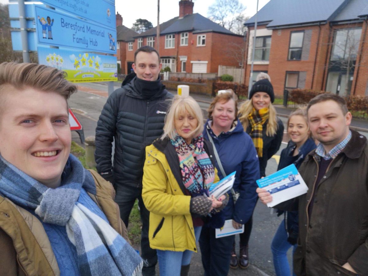 Hayley_Locker's tweet image. Great to get out in Leek North today to support @StaffMoorTories Councillor Dani Ogden to canvass opinion on community issues. #leekmatters #communityissues #ToryCanvass