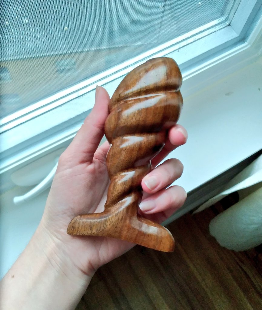 TheLadyPim1's tweet photo. Think you could take it? #bigbuttplug #customsextoy #woodensextoy https://t.co/UhbaQctrff