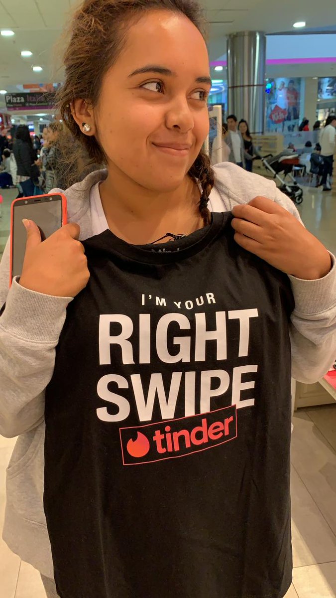 mariapaula_2910's tweet photo. La mejor estrategia para conseguir pareja el 14 de febrero JAJAJA #tinderislife https://t.co/vK9HwE2n98