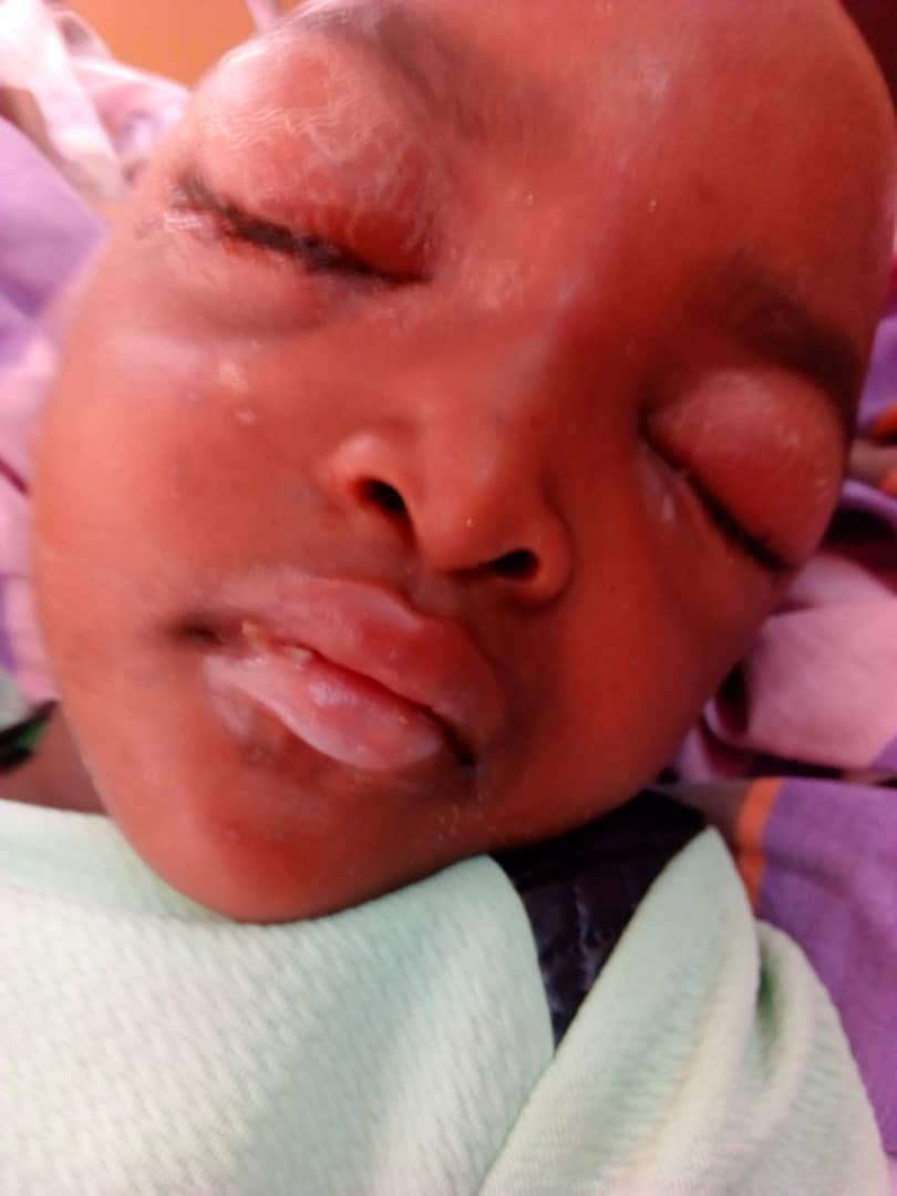 EwodoEwodo's tweet photo. @brendabiya all my best wishes for 2019! and may God almighty bless you!  on the picture my niece Gabrielle..5 years old.. at foundation Chantal Biya.. we are about to get kick out.. no more money.. please help! https://t.co/NxcsjWhwlp