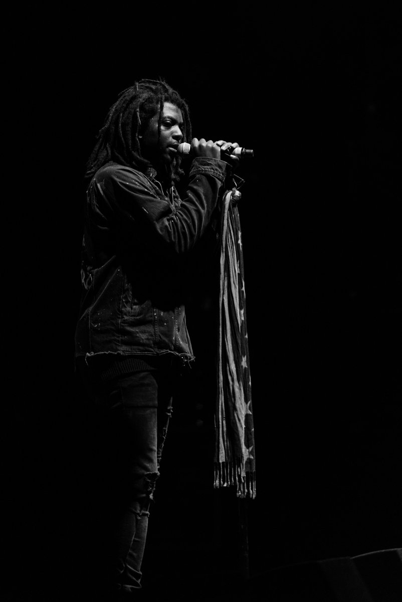 mikelynch76's tweet photo. @dematlas Thanks for a great show @dematlas
#MiVidaLocaltour https://t.co/79AChOGcGe