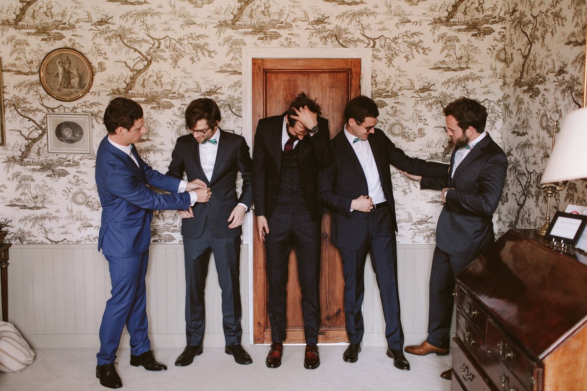 peopleproduccio's tweet photo. Postcards from France.
Os vamos a enseΓ±ar esta boda que nos tiene enamorados.
Ready?
#WeddingThread https://t.co/laExtLgayV