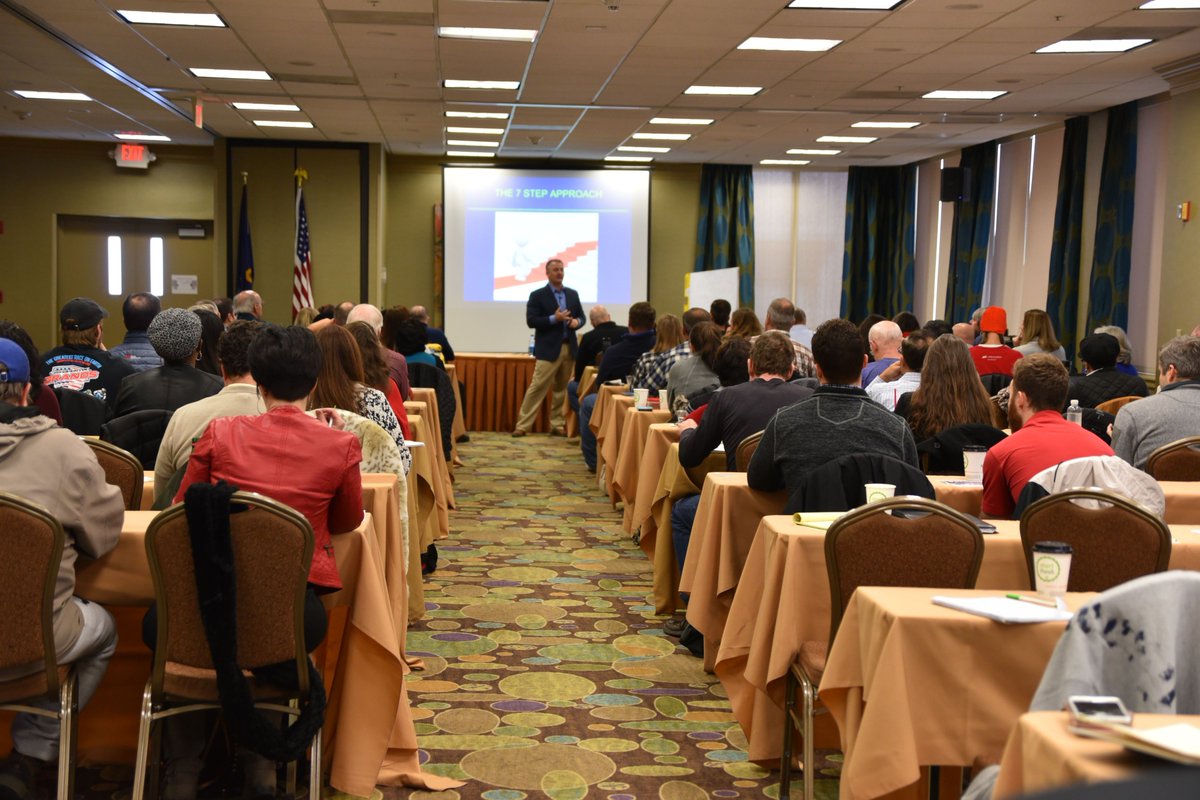 KCInvest's tweet image. We often get asked:  I am a new investor, what should I do first?

In our latest blog post, Kim takes a look at the top 5 things a new real estate Investor should do - at least in her opinion.

kcinvest.com/blog/new-real-…