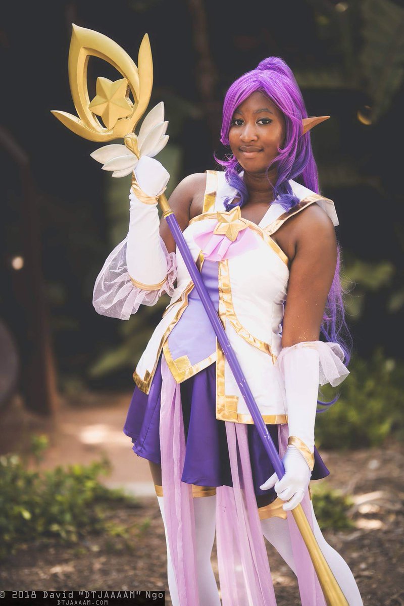 ashtralflame's tweet photo. Better late than never!! 

Hey everyone!! I'm Ash and this year will be my 10 year cosplay anniversary! Cosplay has been a huge part of my life and I enjoy every bit of it!! I cosplay for myself and don't let any haters stop me from what I love doing!! 💖
#28DaysOfBlackCosplay https://t.co/rpUK3KwwBr