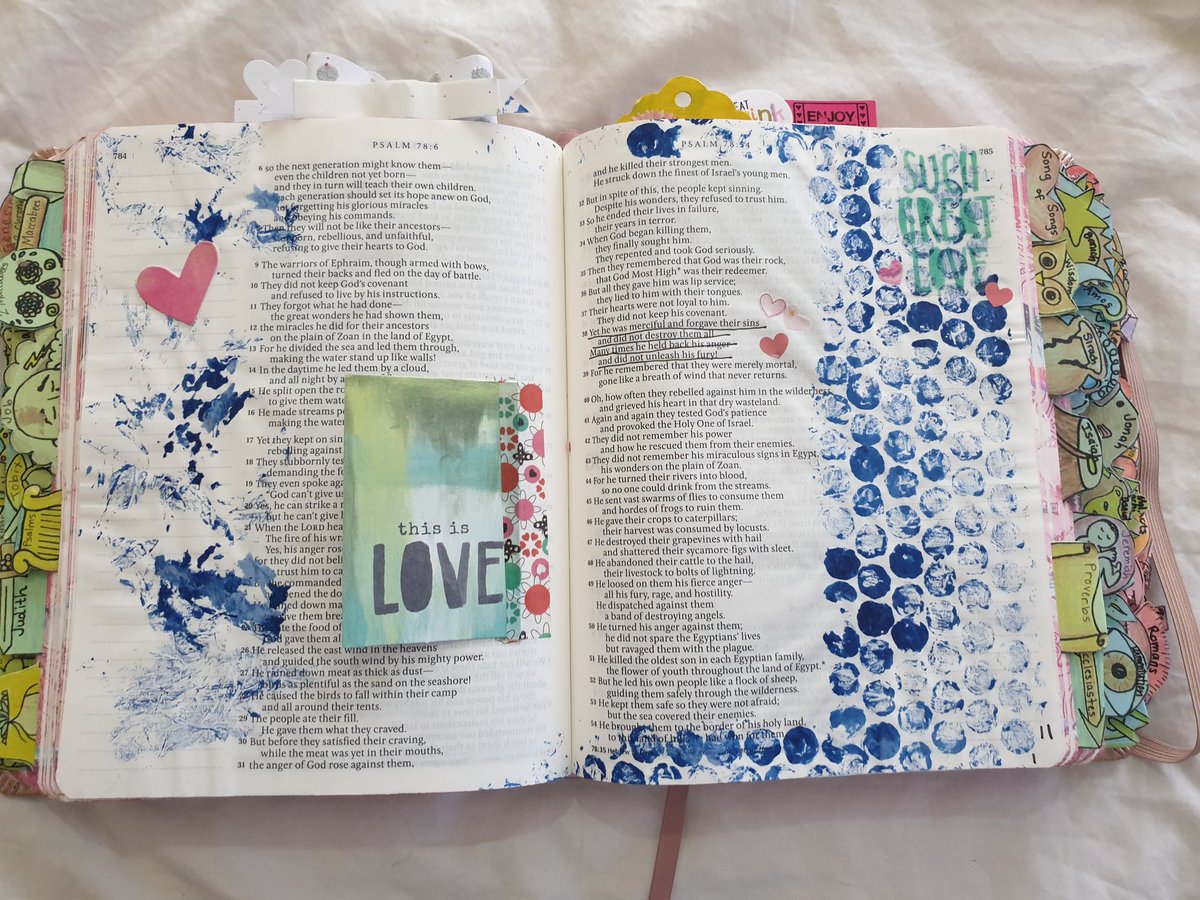 imamastersniper's tweet photo. #biblejournaling #mixedmedia #kuretakegansaitambi #derwentinktense72 #applebarrelmatteacrylicpaint
#watercolor #bubblewrapArt #plasticclingwrapArt #TipIns #Isaiah #Amos https://t.co/k10dM5sU3I