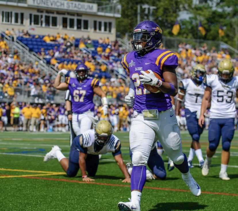 RobertJRoetzer's tweet photo. Proud to announce I will be attending Alfred University in the fall to continue my academic and athletic career!! @Coach_Rankl @AUSaxonFootball @Spointfootball  @RealJB88 🏈✝️ https://t.co/mIAXHrWyRQ