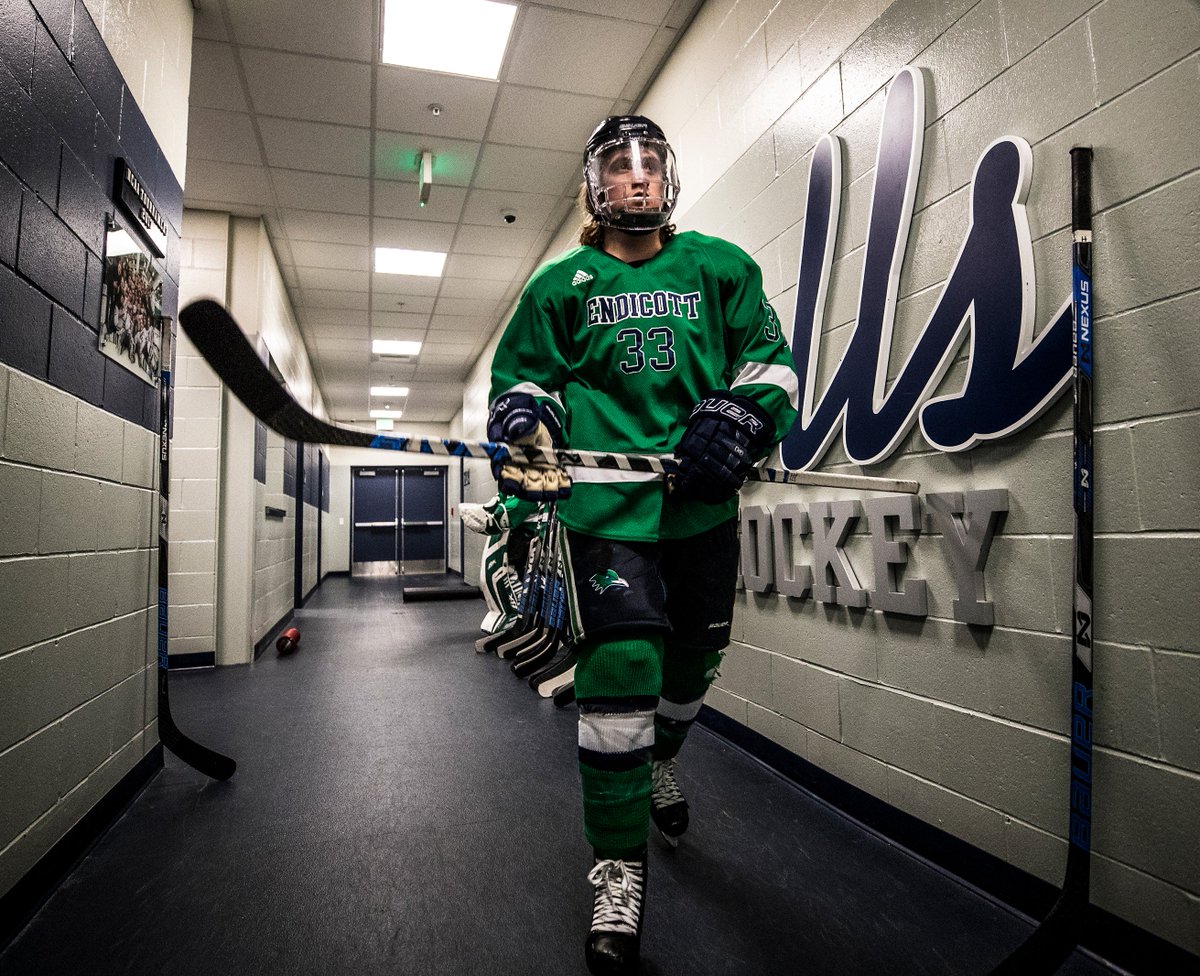 When you need five points on Senior Day to reach 💯 but register seven (1g, 6a) because you're crazy talented... That's what @TBesinger11 did yesterday.

Congrats, Tommy!

Also, his 6 assists and 7 points are single-game program records.

#gogulls | #ThisIsEndicott
