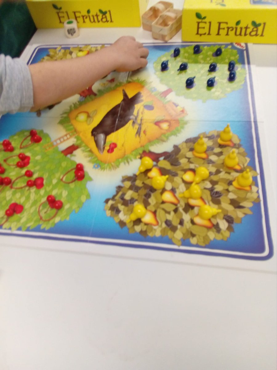 BansheeErrante's tweet image. ¡Un pequeño recopilatorio fotográfico de los #dijocs de hoy!

¡Juegakens de @HABA_es @DevirIberia @MalditoGamesES @Mercurio_Juegos!